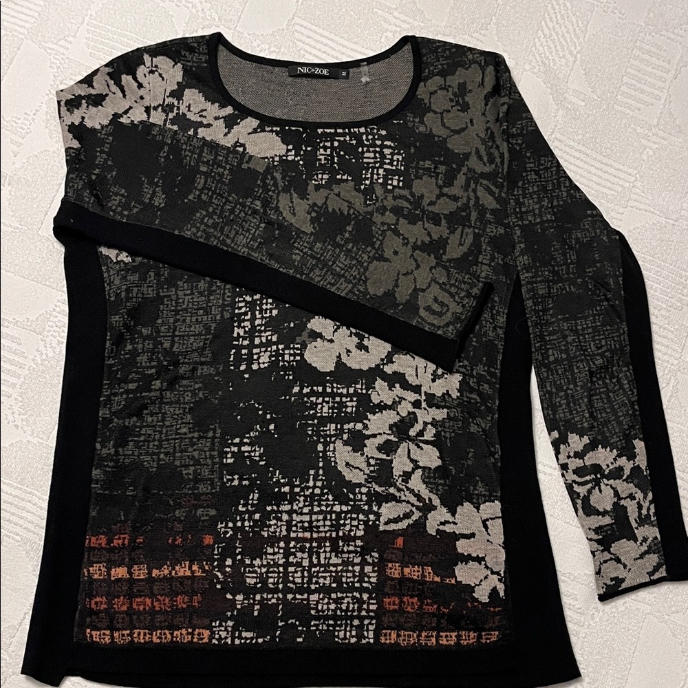 NIC+ZOE Black Floral Vines Pullover Sweater